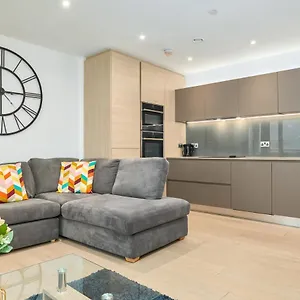 2 Bedroom Luxury With Balcony Apartment